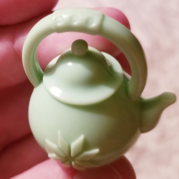 Turquoise Miniature Tea Pot Dollhouse Kettle Flower Plastic - Picture 4 of 8